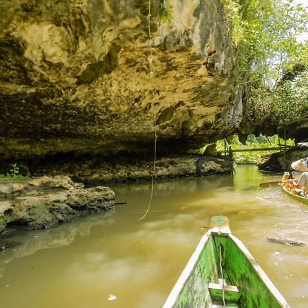 Penzion Kampoeng Karst Rammang Rammang Kasijala Exteriér fotografie